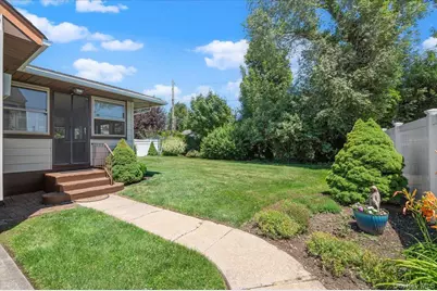 665 Dianne Street, Seaford, NY 11783 - Photo 29