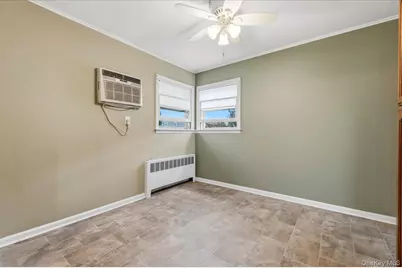 665 Dianne Street, Seaford, NY 11783 - Photo 17