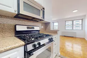 102-30 66th Rd, Forest Hills, NY 11375 - Photo 17