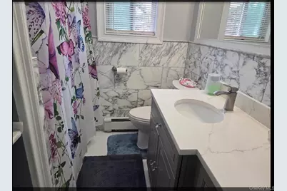 18 Cyprus Avenue, Brentwood, NY 11717 - Photo 19