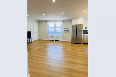 246-46 57th Drive #upper, Douglaston, NY 11362 - Photo 11