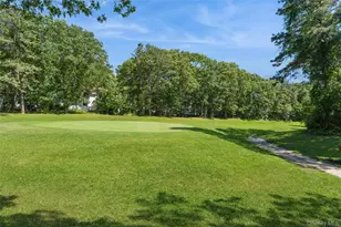 296 Birchwood Rd, Medford, NY 11763 - Photo 19