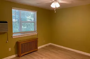 263-33 73rd Ave, Glen Oaks, NY 11004 - Photo 11