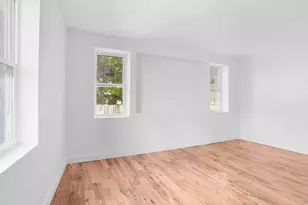 1148 E 211th St, Bronx, NY 10469 - Photo 11