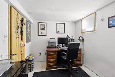 21 Woodridge Lane, Sea Cliff, NY 11579 - Photo 21