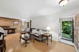 21 Woodridge Ln, Sea Cliff, NY 11579 - Photo 11