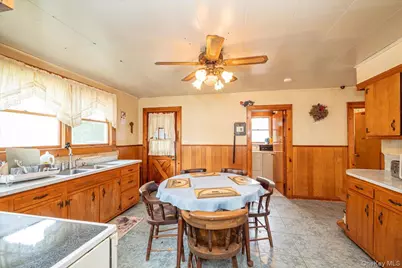 68 Rollstone Avenue, West Sayville, NY 11796 - Photo 5