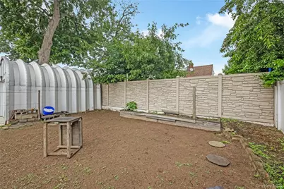 41 Haig Road, Valley Stream, NY 11581 - Photo 11