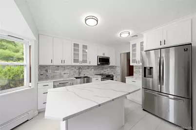 15 Groton Lane, Coram, NY 11727 - Photo 9