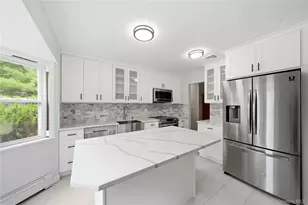 15 Groton Ln, Coram, NY 11727 - Photo 9