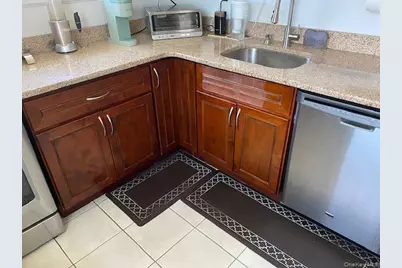260-11 73rd Avenue #E-2, Glen Oaks, NY 11004 - Photo 9