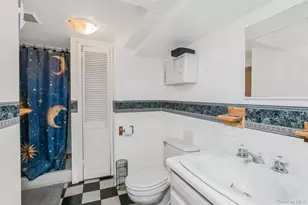 4 Knox Pl, New York, NY 10314 - Photo 27