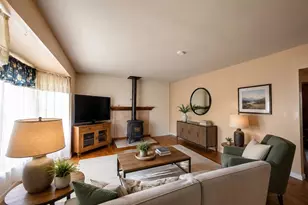 212 Union Ave, Patchogue, NY 11772 - Photo 3