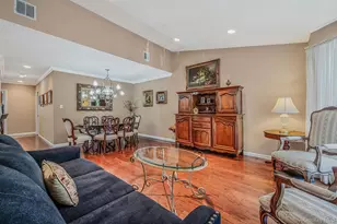 1130 Savoy Dr, Melville, NY 11747 - Photo 9