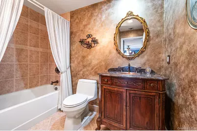 1130 Savoy Drive, Melville, NY 11747 - Photo 21