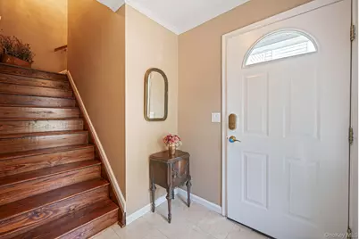 1130 Savoy Drive, Melville, NY 11747 - Photo 3