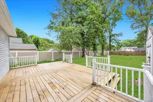 438 Auborn Ave, Shirley, NY 11967 - Photo 23