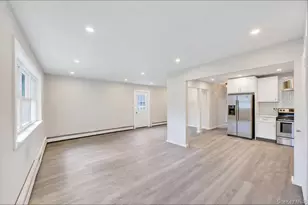 438 Auborn Ave, Shirley, NY 11967 - Photo 5