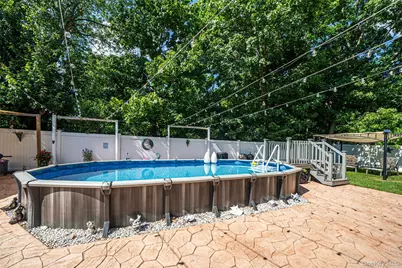 1053 Ocean Avenue, Bay Shore, NY 11706 - Photo 31