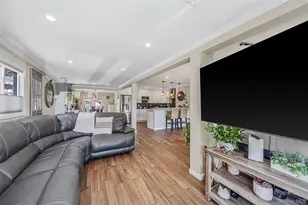 1053 Ocean Ave, Bay Shore, NY 11706 - Photo 9