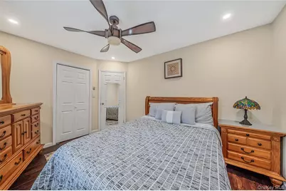 1053 Ocean Avenue, Bay Shore, NY 11706 - Photo 21