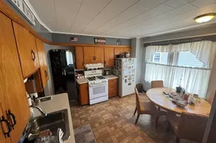 6-16 College Pl, College Point, NY 11356 - Photo 7