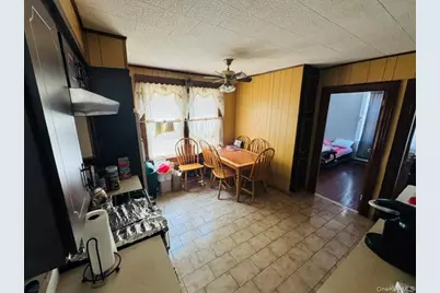 616 College Place, College Point, NY 11356 - Photo 9