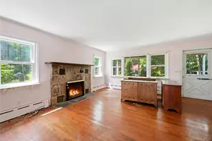 240 Meadow Ln, Cutchogue, NY 11935 - Photo 7