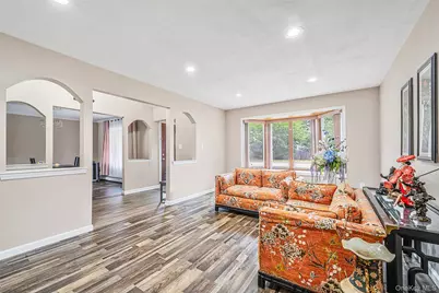 10 Saddle Hill Road, Coram, NY 11727 - Photo 5