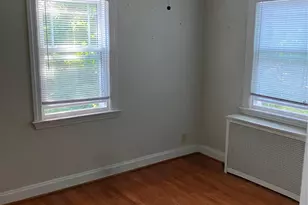 12 Maryland Ave, Freeport, NY 11520 - Photo 5