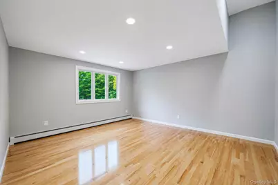 111 Pine Street, Port Jefferson Station, NY 11776 - Photo 31