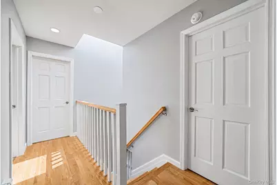 111 Pine Street, Port Jefferson Station, NY 11776 - Photo 25