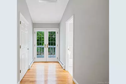 111 Pine Street, Port Jefferson Station, NY 11776 - Photo 33