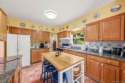 86 Balmville Road, Newburgh, NY 12550 - Photo 13