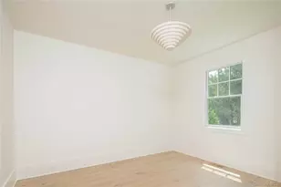 205 Kats Ct, East Marion, NY 11939 - Photo 11