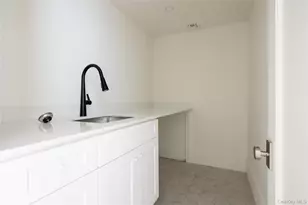 205 Kats Ct, East Marion, NY 11939 - Photo 19