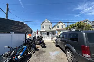 4 Bayview Ave, Howard Beach, NY 11414 - Photo 3