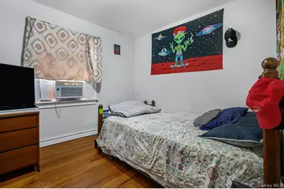 11724 193rd Street, Saint Albans, NY 11412 - Photo 11