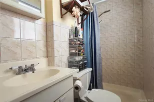 6637A Jay Ave, Maspeth, NY 11378 - Photo 13
