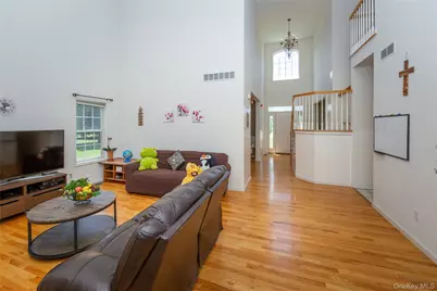 63 Guinness Way, Hopewell Junction, NY 12533 - Photo 17
