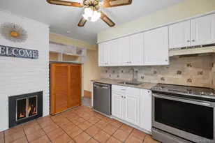 40 Blueberry Ln, Hicksville, NY 11801 - Photo 9