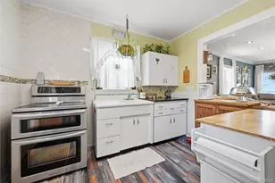 26 Hickory Rd, Rocky Point, NY 11778 - Photo 9