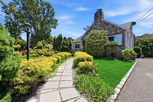 26 Hickory Rd, Rocky Point, NY 11778 - Photo 17
