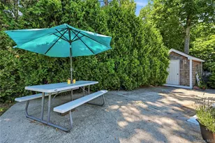 26 Hickory Rd, Rocky Point, NY 11778 - Photo 15