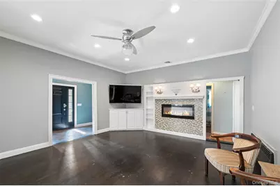 1210 Hyman Avenue, Bay Shore, NY 11706 - Photo 13