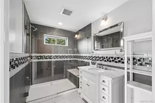 1210 Hyman Ave, Bay Shore, NY 11706 - Photo 43