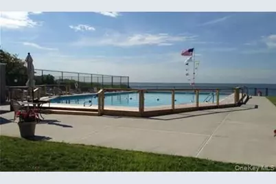 103 Mariners Way, Copiague, NY 11726 - Photo 5