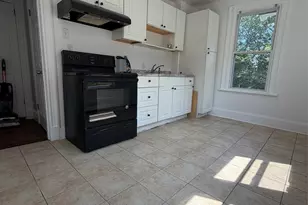 8 Old Knollwood Rd, White Plains, NY 10607 - Photo 5