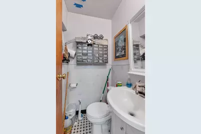708 Burnside Avenue, Inwood, NY 11096 - Photo 11
