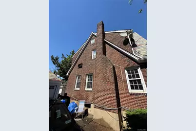 13812 Rockaway Beach Boulevard, Rockaway Park, NY 11694 - Photo 7